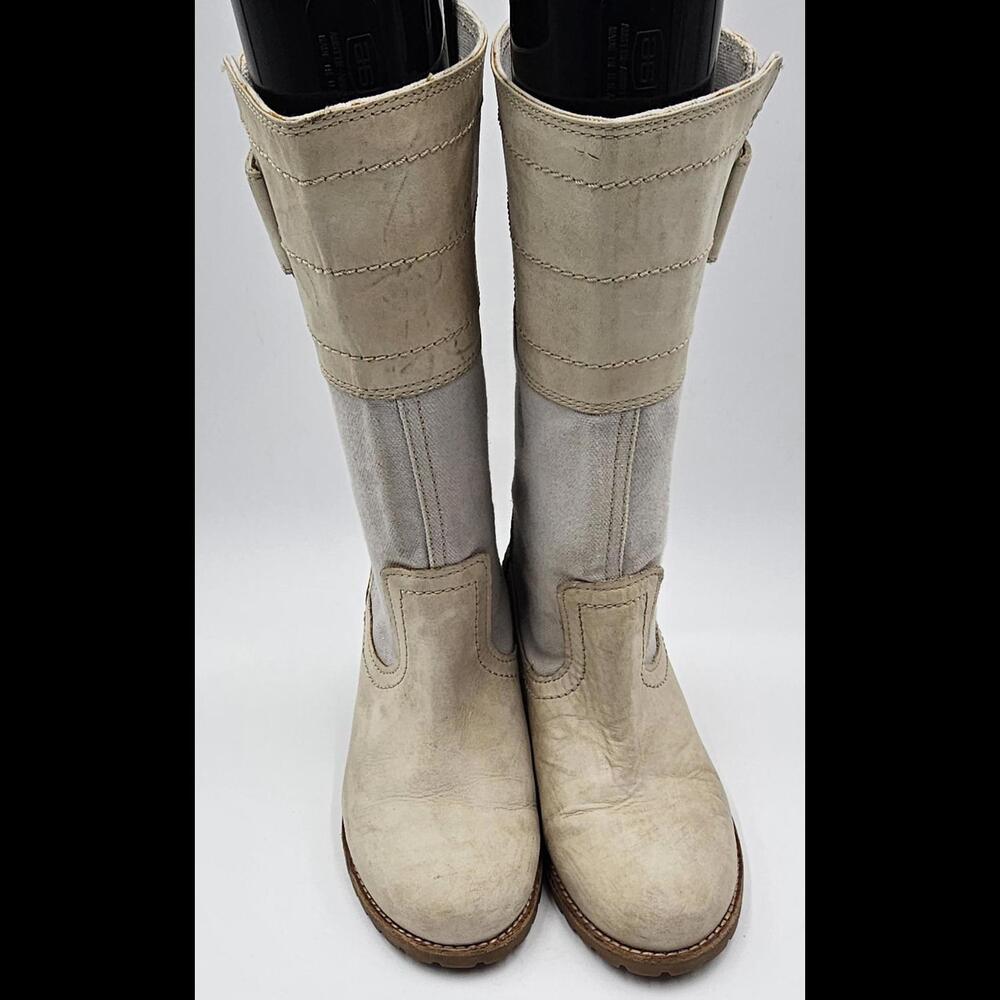 Timberland Boots Women's Cream Rugged size 7- RARE STYLE